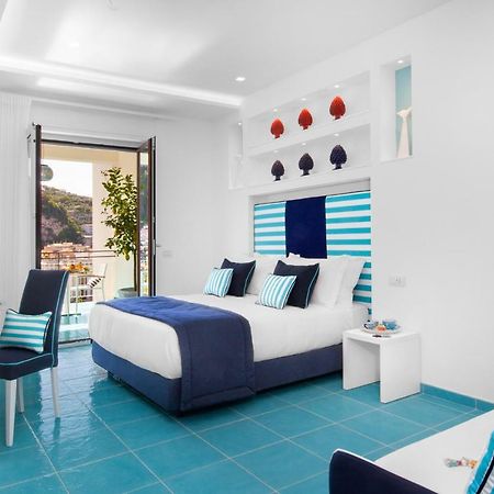 Yourhome - Sersale Suites Сорренто Екстер'єр фото